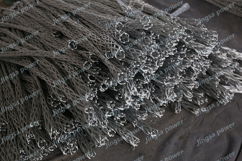 Cable mesh grip Cable mesh grip