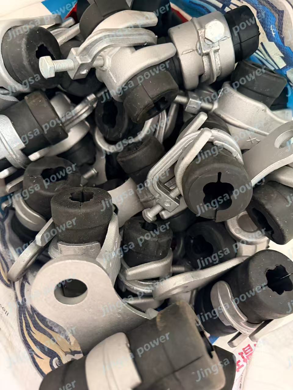 XJG type insulated suspension clamp